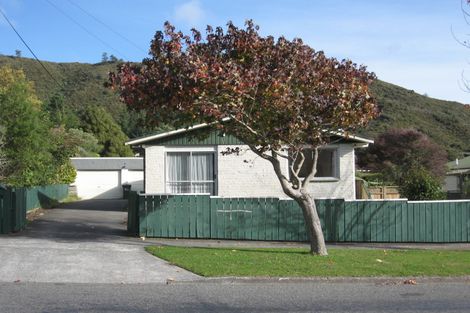 Photo of property in 182 Rata Street, Naenae, Lower Hutt, 5011