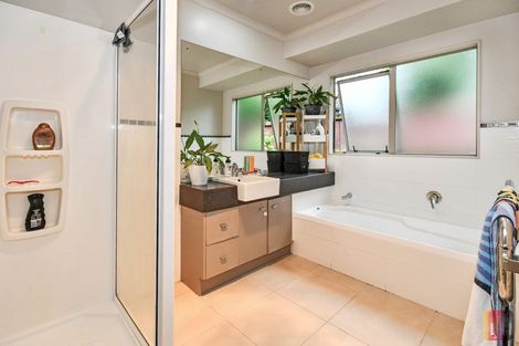 Photo of property in 48 Turnberry Drive, Wattle Downs, Auckland, 2103