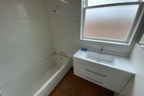 Photo of property in 40 Nottingham Street, Westmere, Auckland, 1022