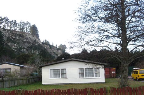 Photo of property in 27 Mihiwaka Road, Long Beach, Port Chalmers, 9081