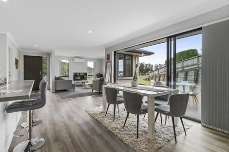 Photo of property in 93 Ballintoy Park Drive, Welcome Bay, Tauranga, 3175