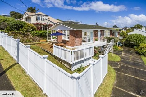 Photo of property in 1/2 Seaview Road, Milford, Auckland, 0620