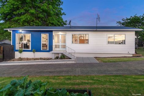Photo of property in 16 Urlich Drive, Ranui, Auckland, 0612