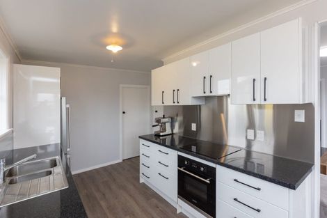 Photo of property in 21 Cardiff Street, Awapuni, Palmerston North, 4412