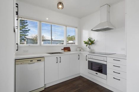 Photo of property in 1/7 Lichfield Street, Stoke, Nelson, 7011