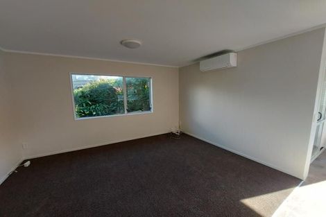 Photo of property in 2/16 Tuatara Drive, Te Kamo, Whangarei, 0112
