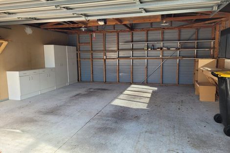 Photo of property in 12 Garrison Street, Carterton, 5713