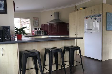 Photo of property in 5 Coralsea Way, Arkles Bay, Whangaparaoa, 0932