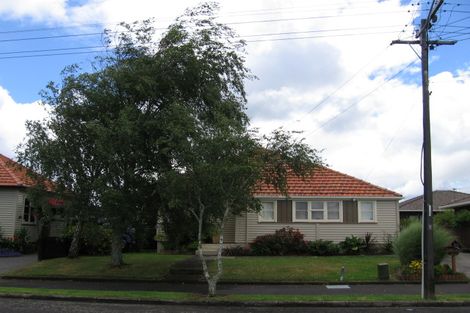 Photo of property in 2/47 Alverston Street, Waterview, Auckland, 1026