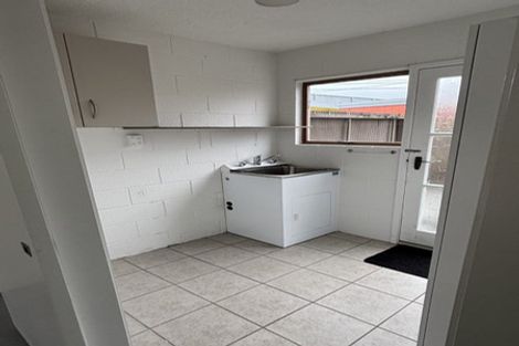 Photo of property in 2/772 Beach Road, Browns Bay, Auckland, 0630