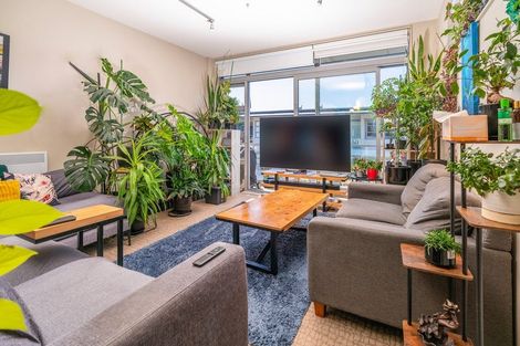 Photo of property in Revolucion Apartments, 404/28s Torrens Terrace, Mount Cook, Wellington, 6011