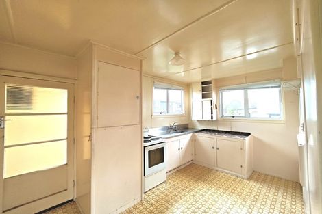 Photo of property in 13 Arney Road, Ranui, Auckland, 0612