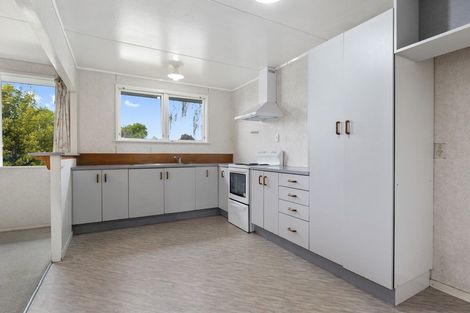 Photo of property in 30 Oakfield Crescent, Pukete, Hamilton, 3200