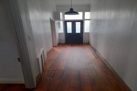 Photo of property in 14-14a Dawson Street, Berhampore, Wellington, 6023