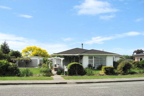 Photo of property in 122 Otaki Street, Kaiapoi, 7630