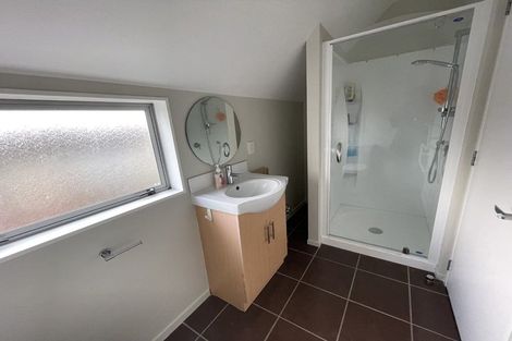 Photo of property in 14b Bracken Road, Newlands, Wellington, 6037