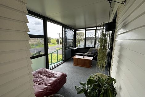 Photo of property in 11 George Street, Waitara, 4320