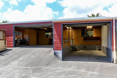 Photo of property in 68 Wairau Road, Oakura, 4314