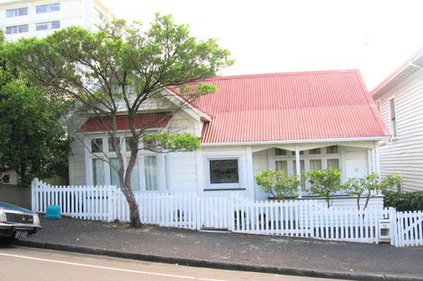 Photo of property in 12 Newman Terrace, Thorndon, Wellington, 6011