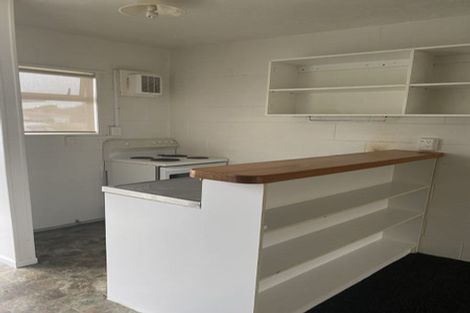 Photo of property in 2 Cameron Road, Hamilton East, Hamilton, 3216