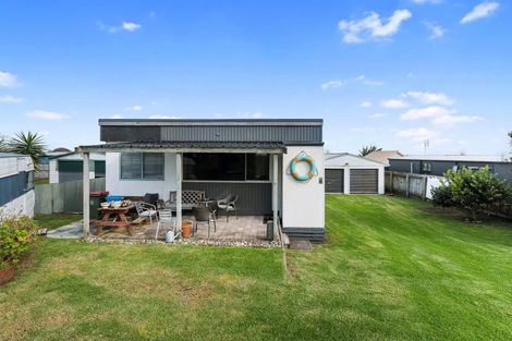 Photo of property in 14 Costello Crescent, Pukehina, Te Puke, 3189