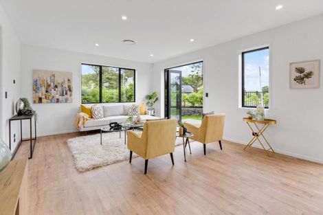 Photo of property in 27 The Boulevard, Sunnyhills, Auckland, 2010