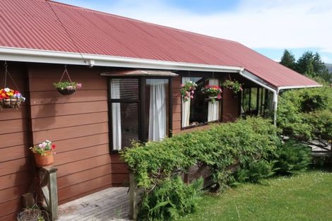 Photo of property in 81 Waipapa Avenue, Diamond Harbour, 8972