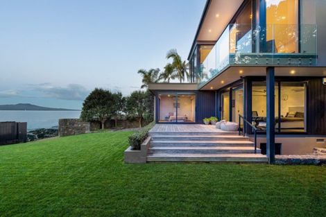 Photo of property in 33 Kitchener Road, Takapuna, Auckland, 0622