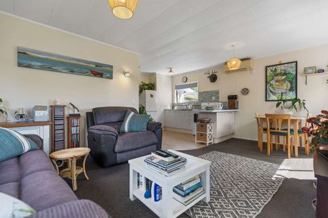 Photo of property in 53a Kowhai Avenue, Edgecumbe, 3120