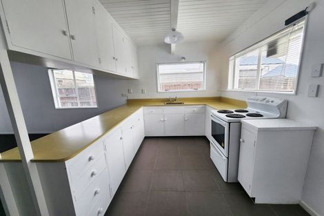 Photo of property in 3/129 Canon Street, Edgeware, Christchurch, 8013