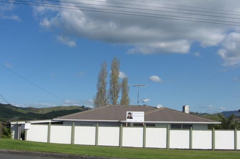 Photo of property in 64 Kimihia Road, Huntly, 3700