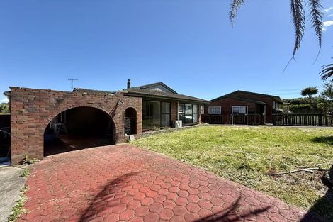 Photo of property in 3 Palm Court Drive, Glen Eden, Auckland, 0602
