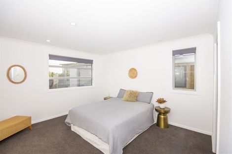 Photo of property in 4 Waikuku Beach Road, Waikuku Beach, 7473