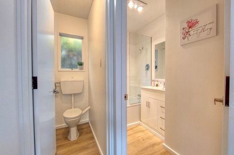 Photo of property in 11 Oldham Crescent, Halswell, Christchurch, 8025