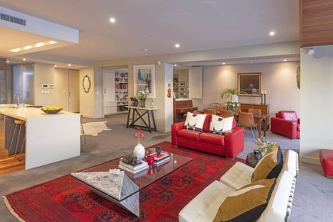 Photo of property in Clyde Quay Wharf, 2c/5 Clyde Quay Wharf, Te Aro, Wellington, 6011