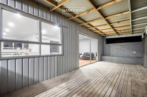 Photo of property in 32 Idlewild Avenue, Mangere, Auckland, 2022