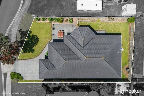 Photo of property in 16 Reo Crescent, Waihi Beach, 3611