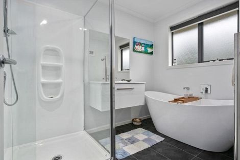 Photo of property in 607 Ross Street, Pirongia, 3802