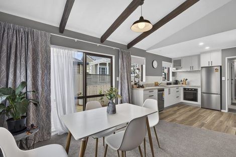 Photo of property in 1/39 Fulford Street, New Plymouth, 4310