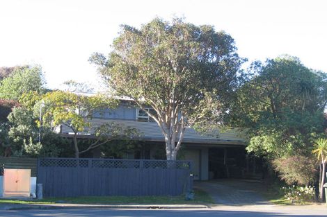 Photo of property in 11 O'rourke Place, Otaki Beach, Otaki, 5512