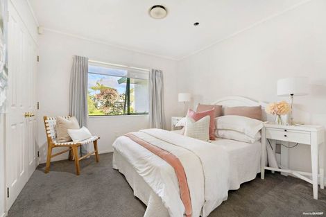 Photo of property in 6 Orohena Close, Northpark, Auckland, 2013