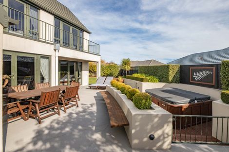 Photo of property in 16 Broadhaven Avenue, Parklands, Christchurch, 8083