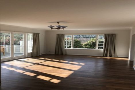 Photo of property in 11 Khouri Avenue, Karori, Wellington, 6012