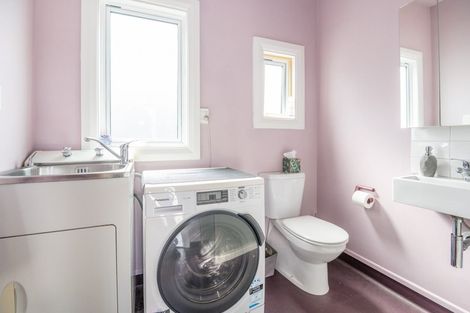 Photo of property in 128 Frederick Street, Mayfair, Hastings, 4122