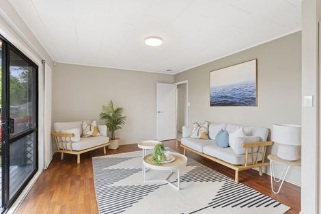 Photo of property in 9 Kupari Place, Totara Vale, Auckland, 0629