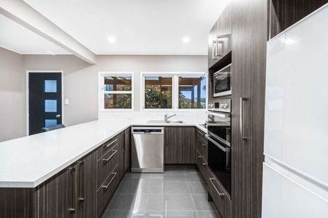 Photo of property in 554 Swanson Road, Ranui, Auckland, 0612