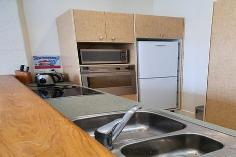 Photo of property in 5/37 Majoribanks Street, Mount Victoria, Wellington, 6011