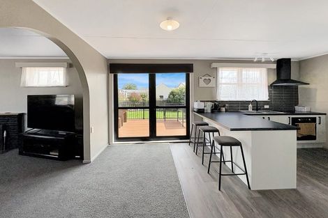 Photo of property in 12 Durham Road, Springvale, Whanganui, 4501