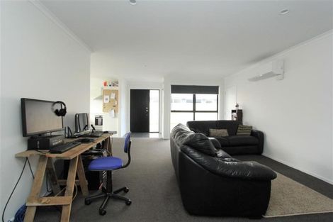 Photo of property in 9a Warwick Avenue, St Andrews, Hamilton, 3200