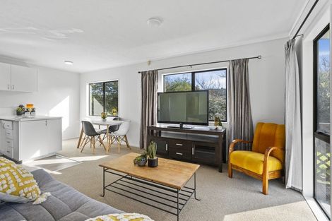 Photo of property in 2/1159 High Street, Taita, Lower Hutt, 5011